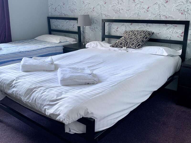 Twin Hotel Room (Room Only) - (2 Guests)